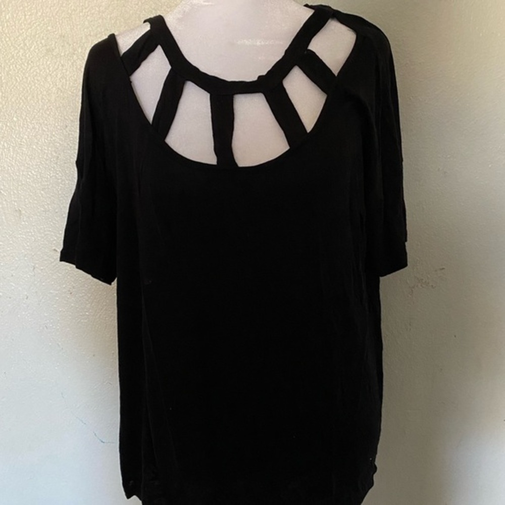 Bini women’s size M top blouse